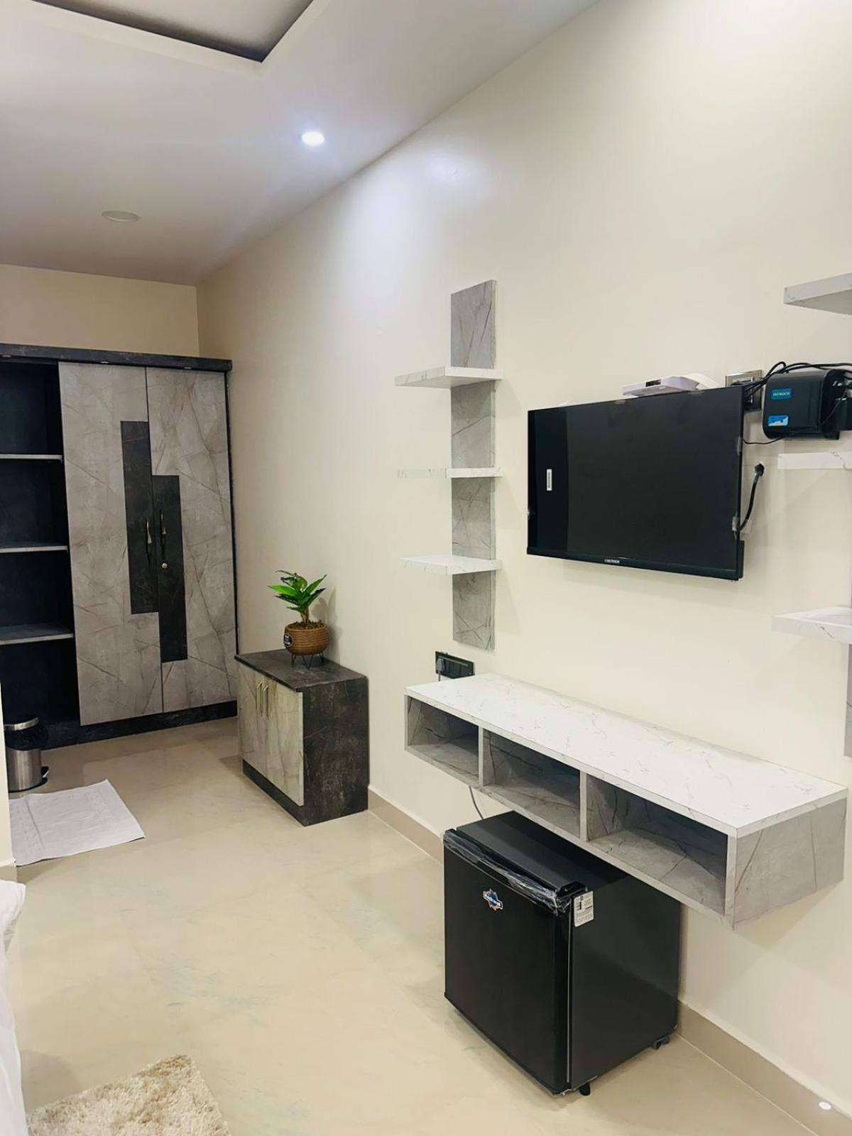 Hotel Yatri Nivas Sagara Extérieur photo