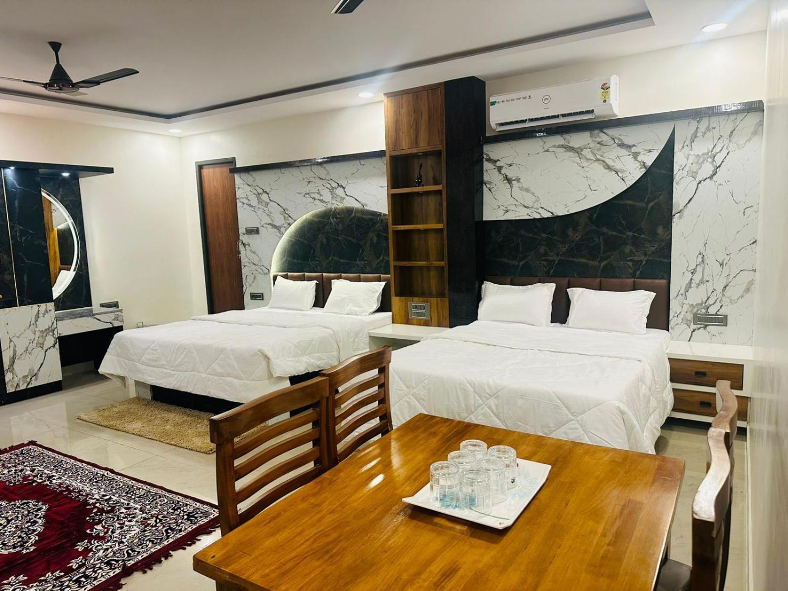 Hotel Yatri Nivas Sagara Extérieur photo