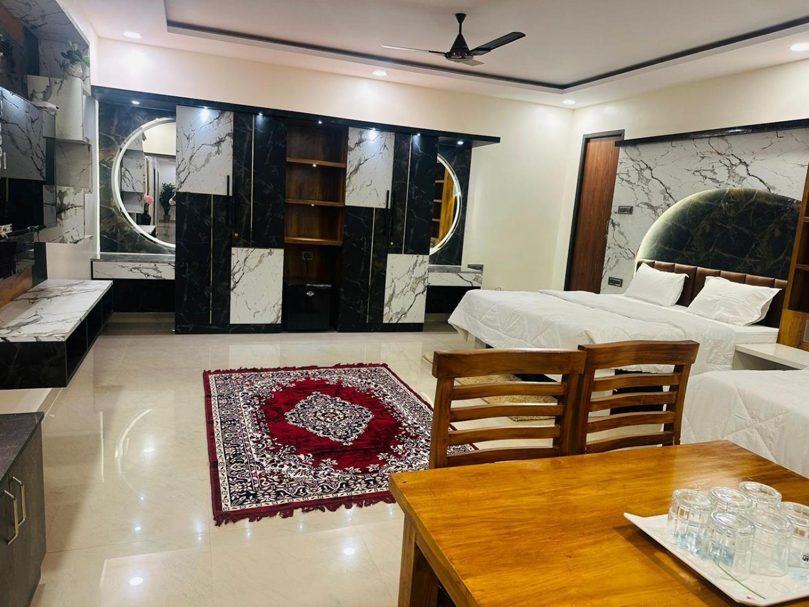 Hotel Yatri Nivas Sagara Extérieur photo